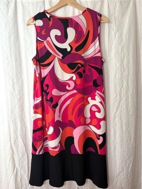 Chiasso Sleeveless Abstract Print Dress with Black Hem Size Large